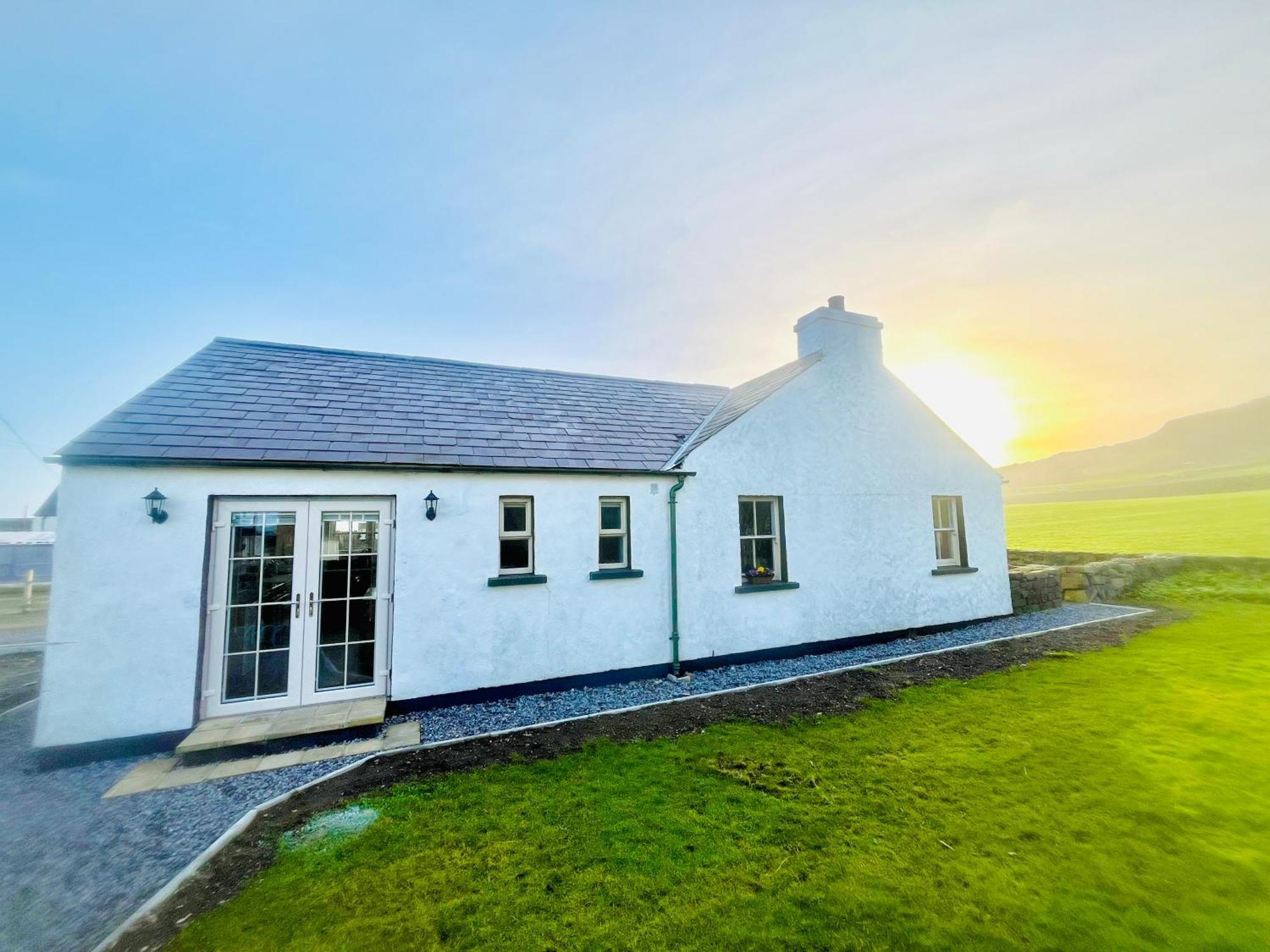 Dunnaglea Cottage, Ballintoy Exterior foto