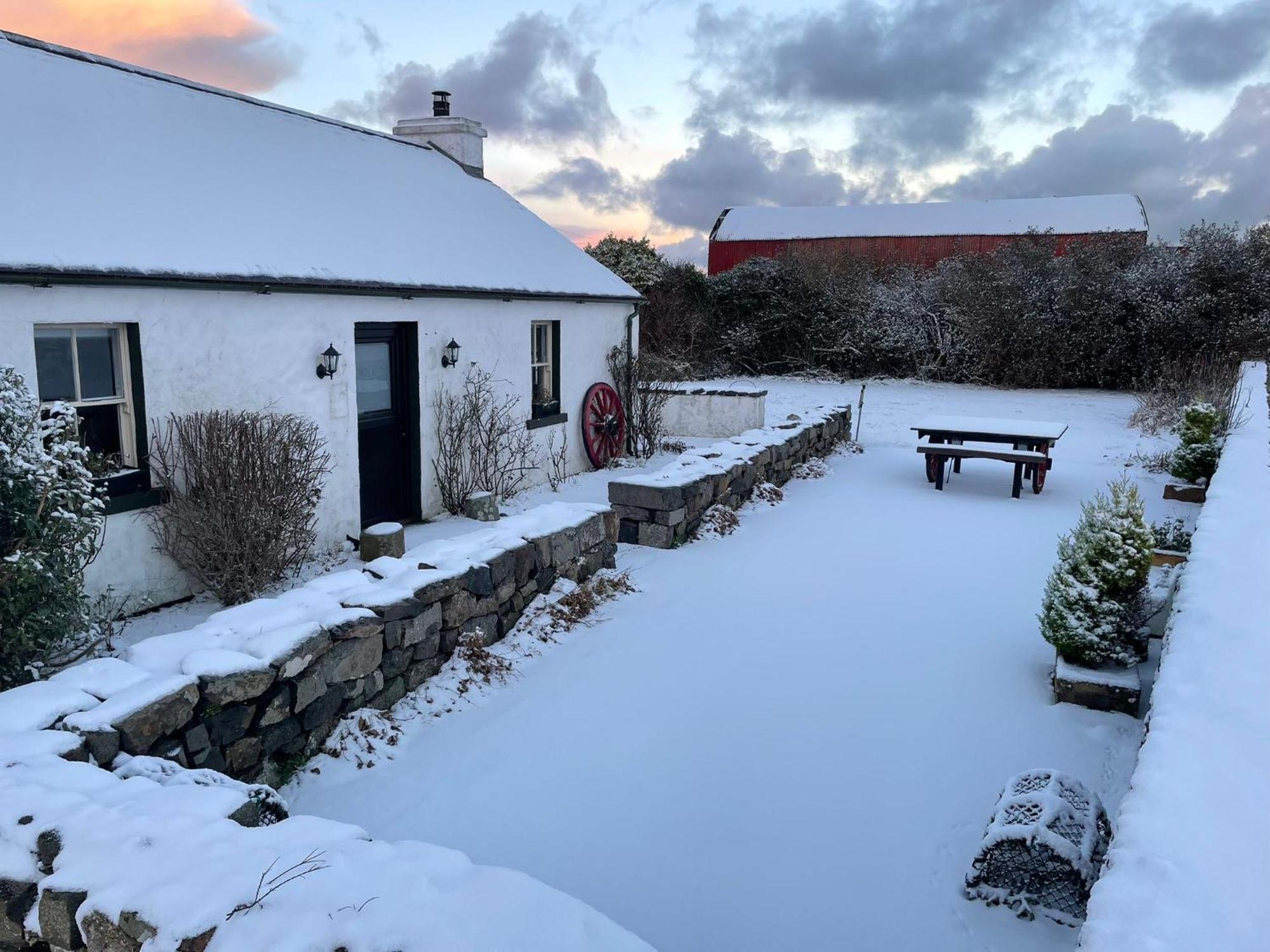Dunnaglea Cottage, Ballintoy Exterior foto